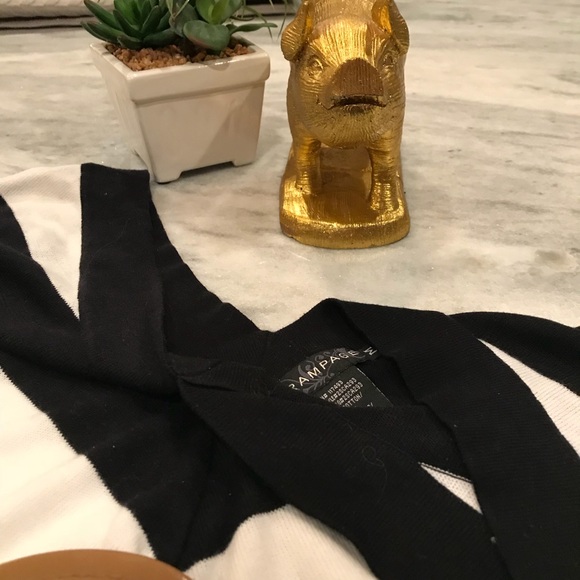 🌸 Vintage Rampage Black White Sweater (M) EXC! - Picture 4 of 4